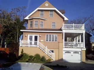 9 S Wissahickon Ave, Ventnor, NJ 08406