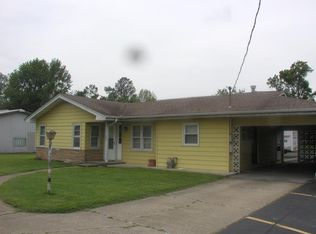 205 S Pershing St, Energy, IL 62933