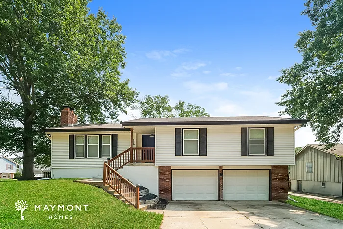 3 bed, 2.5 bath, 1708 sqft, $2,195 — Photo 1
