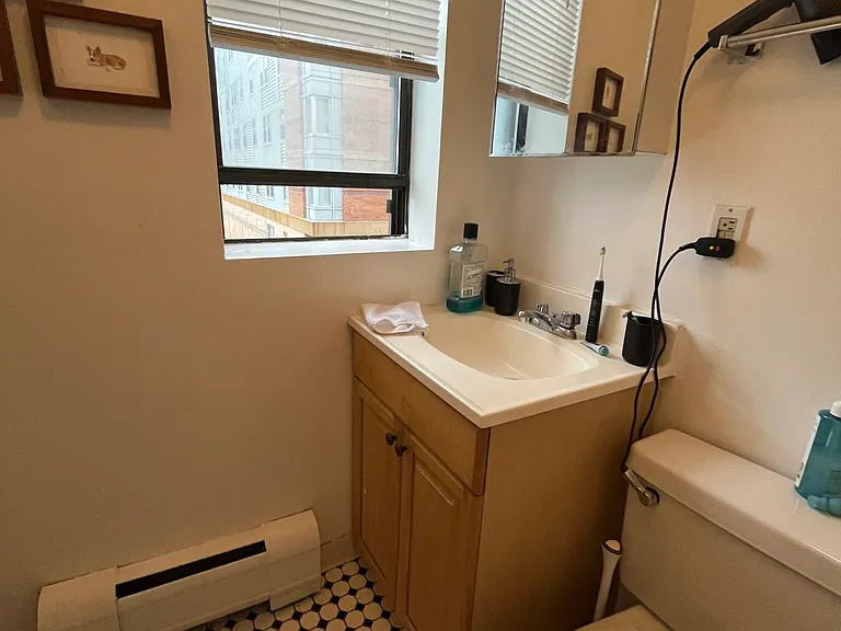 833 Beacon St #205 — Photo 11