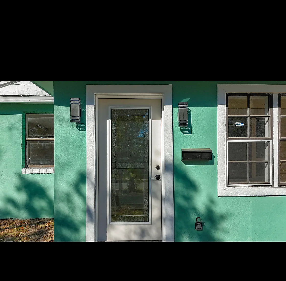 3 bed, 1009 sqft, $2,100 — Photo 3