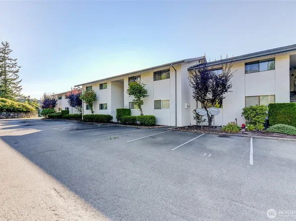 130 E North Camano Drive #8, Camano Island, WA 98282