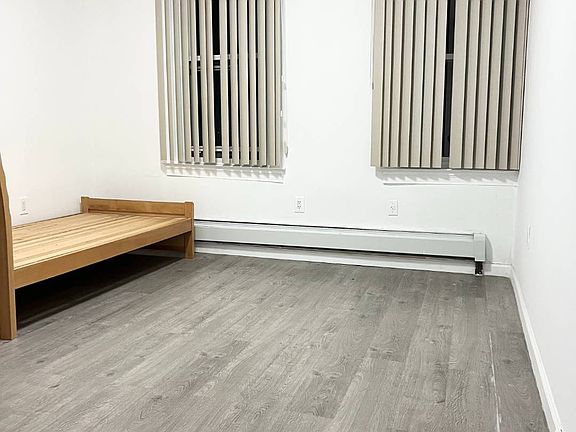 5th image of 11-16 124th St Floor 2