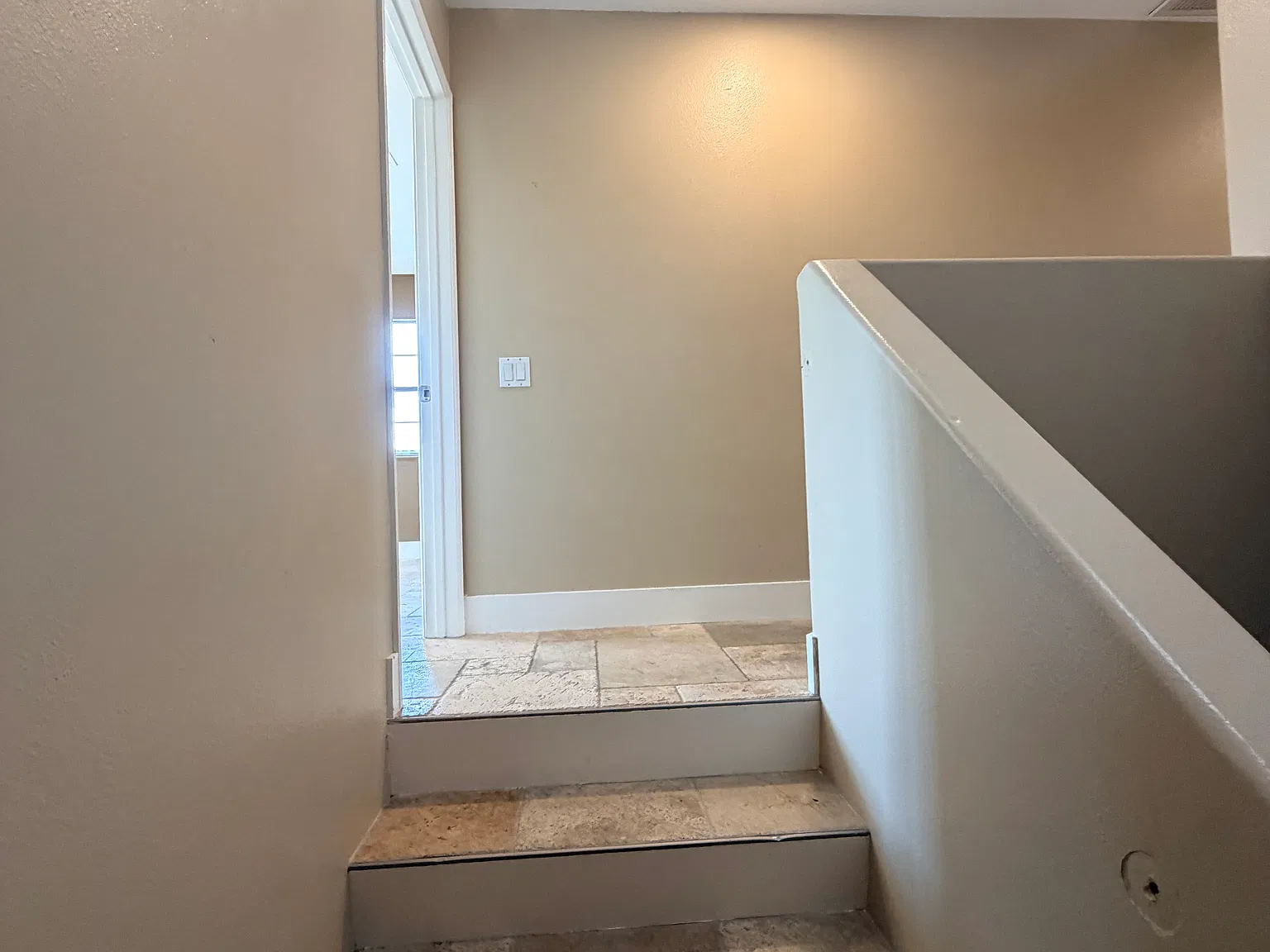 4 bed, 2225 sqft, $5,000 — Photo 4
