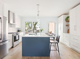 420 17th St, Brooklyn, NY 11215