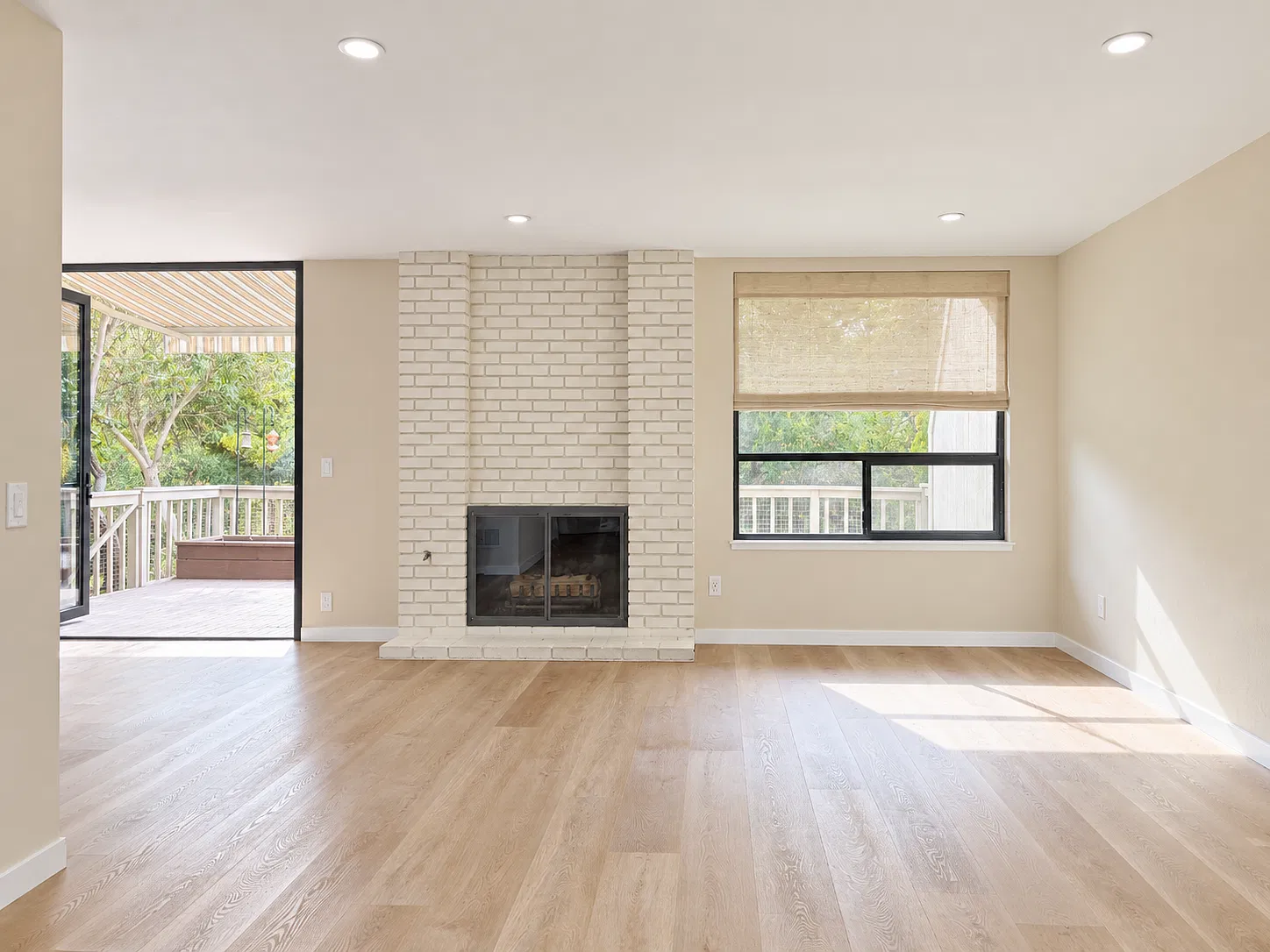 3 bed, 2.5 bath, 2230 sqft, $8,200 — Photo 4