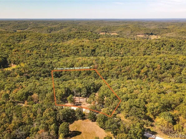 1785 Tranquil Woods Rd, Camdenton, MO 65020