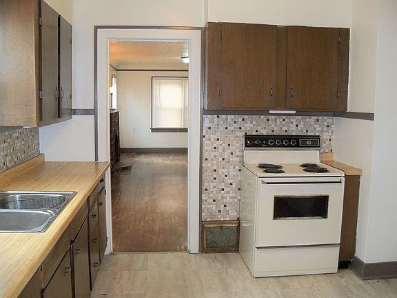 5th image of 111 Avenue B