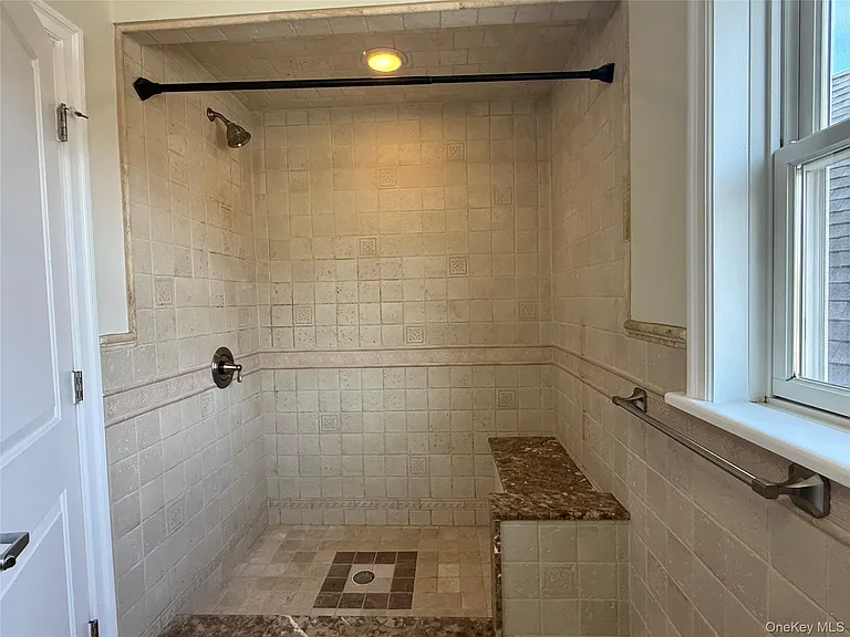 5 Brandreth St #2A — Photo 14