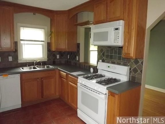 5th image of 1444 Maywood St