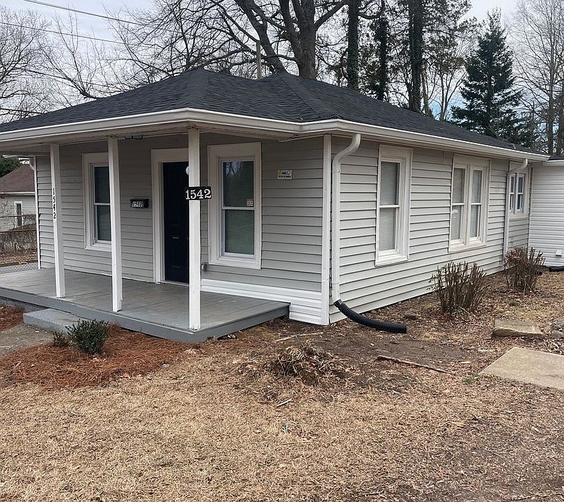 1st image of 1542 NE 24th St