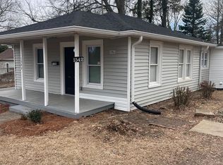 1542 NE 24th St, Winston Salem, NC 27105