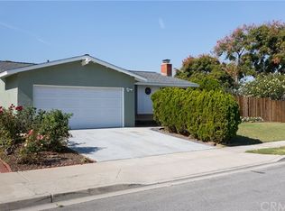9921 Maple St, Los Alamitos, CA 90720