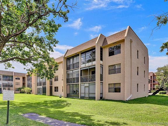 5th image of 10405 Sunrise Lakes Blvd APT 201