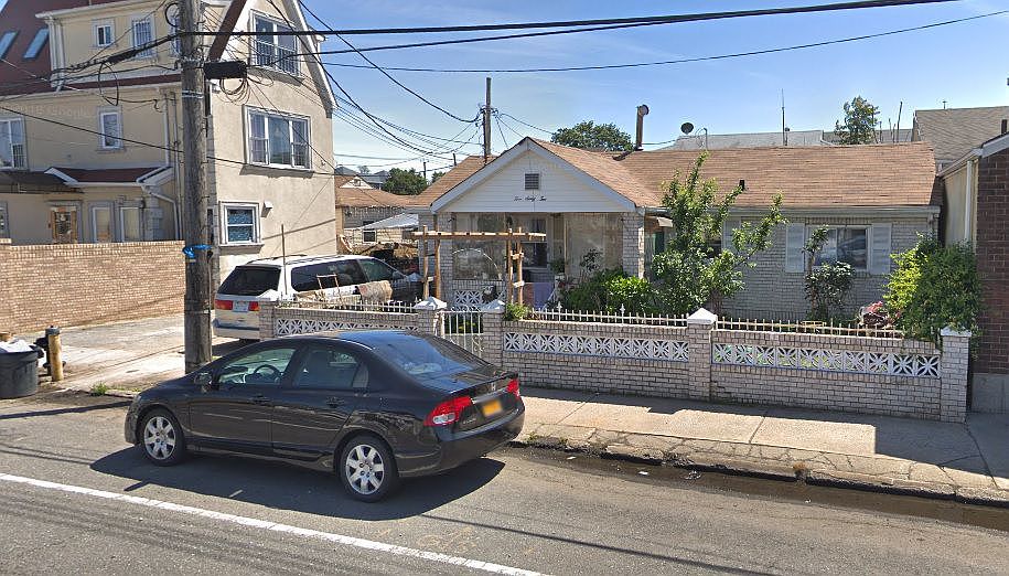 1st image of 562 Midland Ave