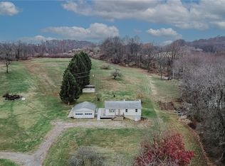 564 Henry Rd, Homer City, PA 15748