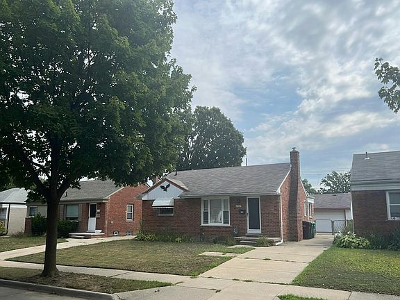 2nd image of 6726 Whitby St