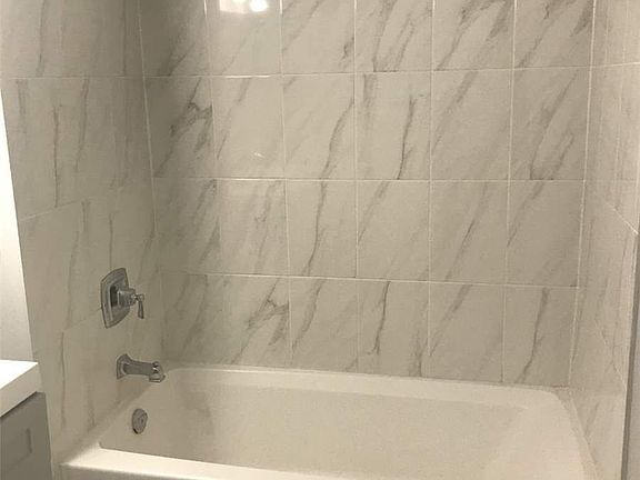 3rd image of 2280 Baronwood Dr #55
