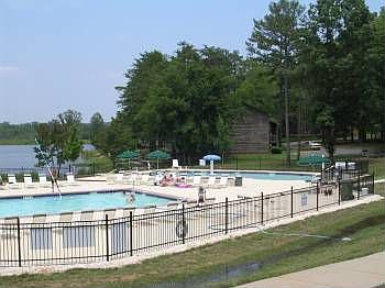 2nd image of 929 Vogel Way