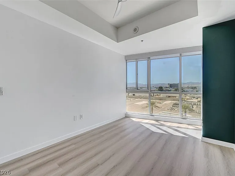 4575 Dean Martin Dr #602 — Photo 22