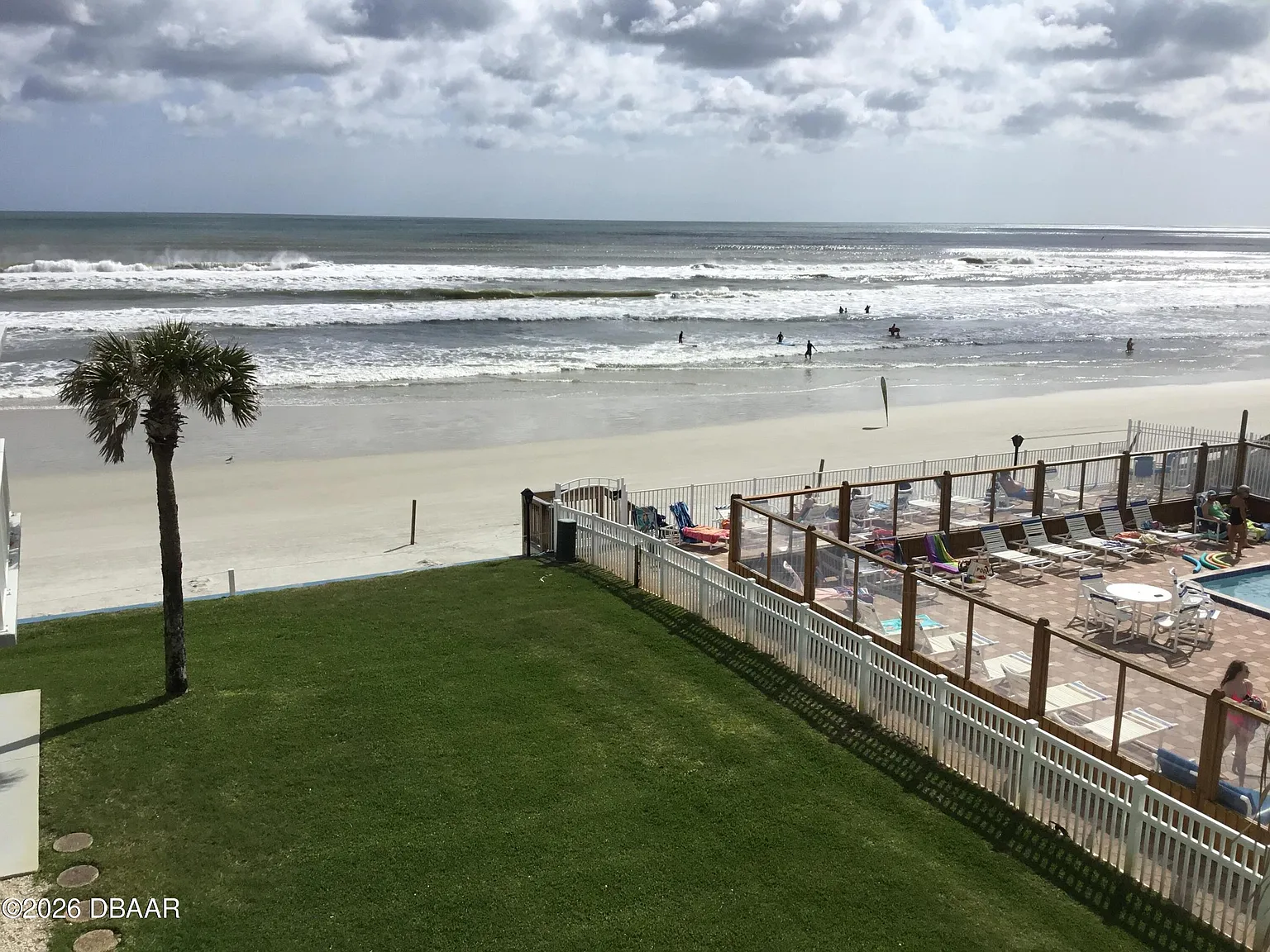2 bed, 2.0 bath, 1080 sqft, $4,500 — Photo 2