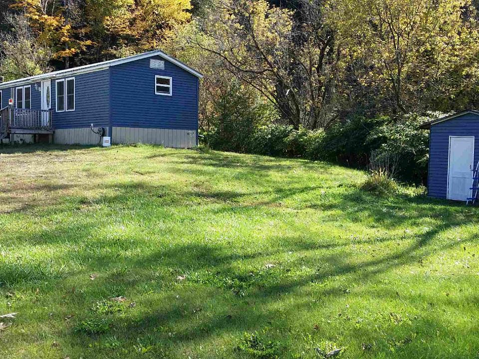 2nd image of 206 Bridge St