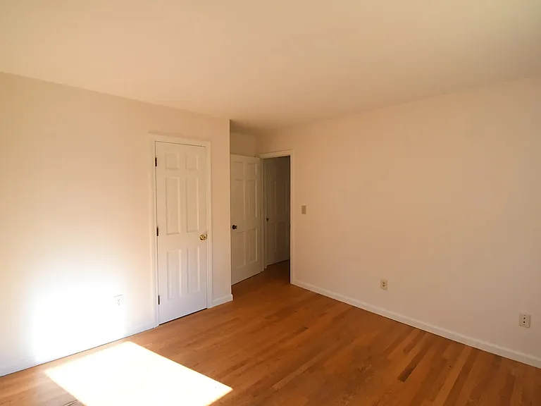 313 Burnt Plains Rd — Photo 2