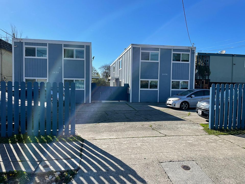 2430 8th St #3, Berkeley, CA 94710 | Zillow