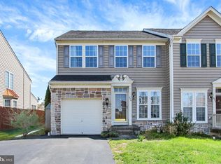 320 Maple Dr, Hanover, PA