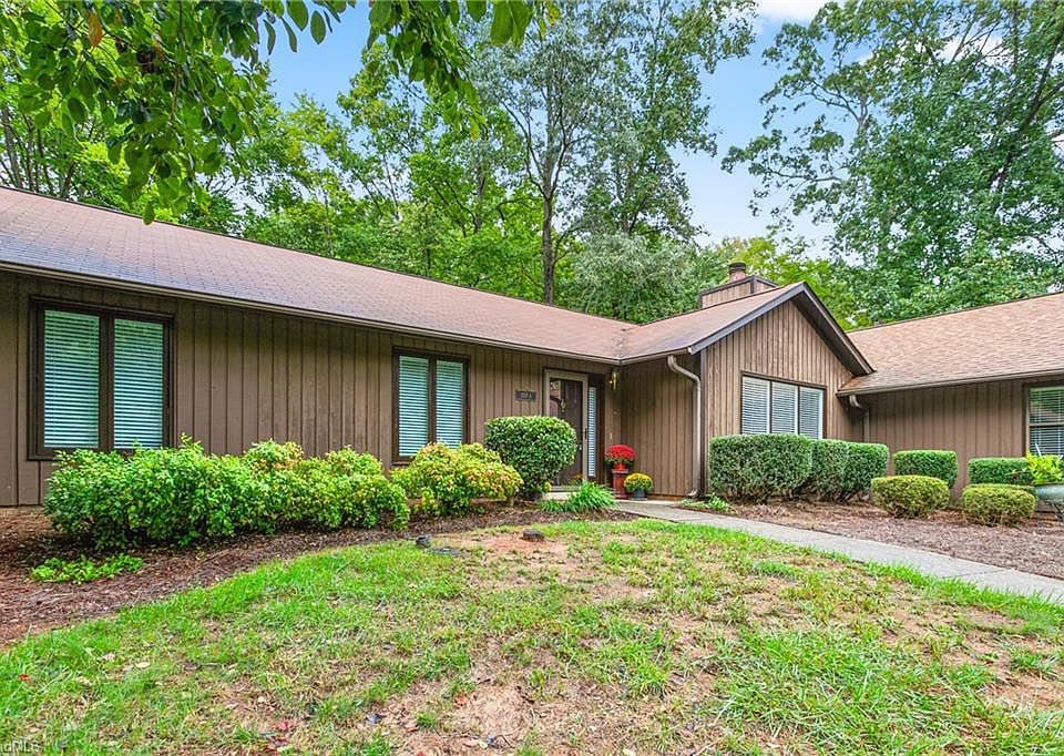 1st image of 2513 A Cottage Pl