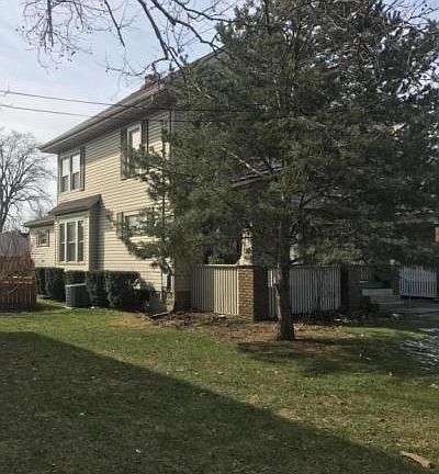 2nd image of 845 E Center St