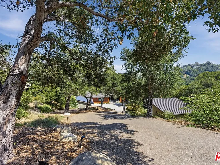 3860 Madison Rd — Photo 45