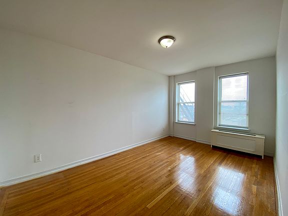 3rd image of 35-91 161st St #4