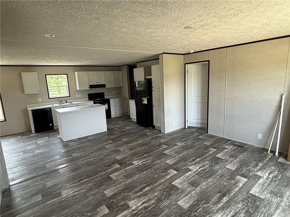 11271 Highway 101 South Hwy, Gray Court, SC 29645 | Zillow