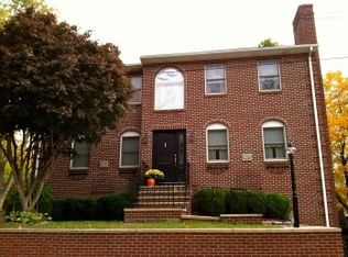 116 Brush Hill Rd, Providence, RI 02909