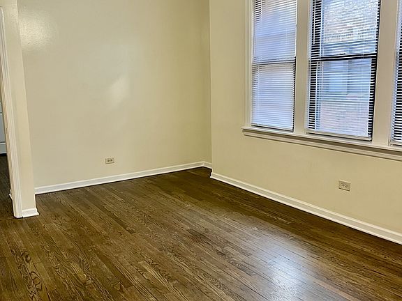 5th image of 3410 W Carmen Ave #3