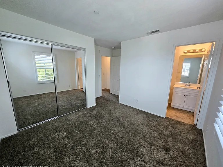 6372 Tivoli Ln — Photo 20