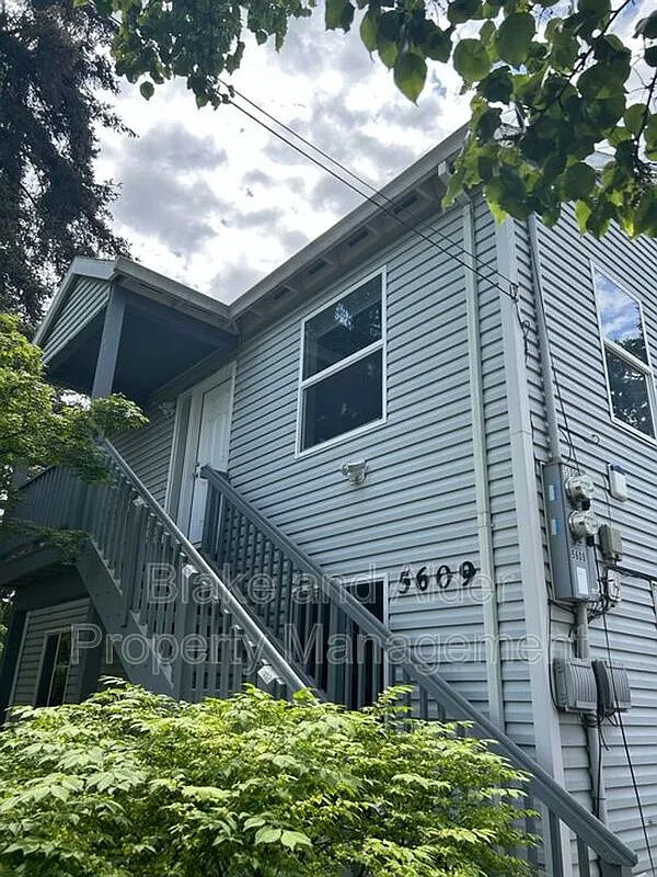 4 bed, 2.0 bath, $3,095 — Photo 1