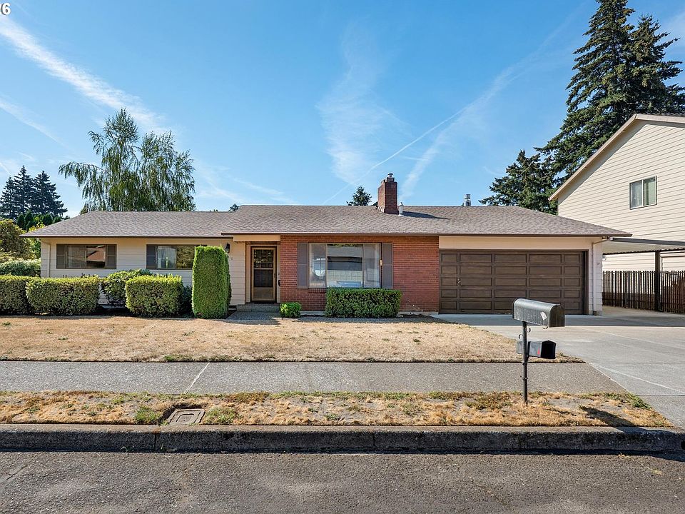 1st image of 18810 NE Clackamas St