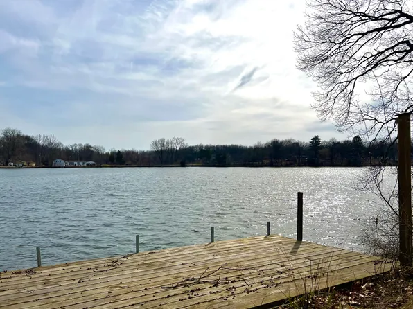 58790 Ash Rd, Three Rivers, MI 49093