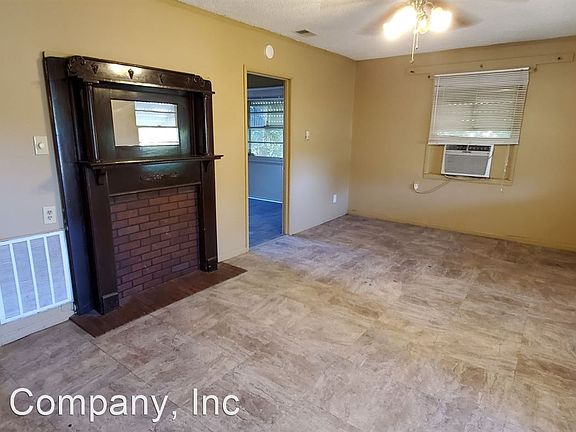 3rd image of 3563 Humphrey Dr