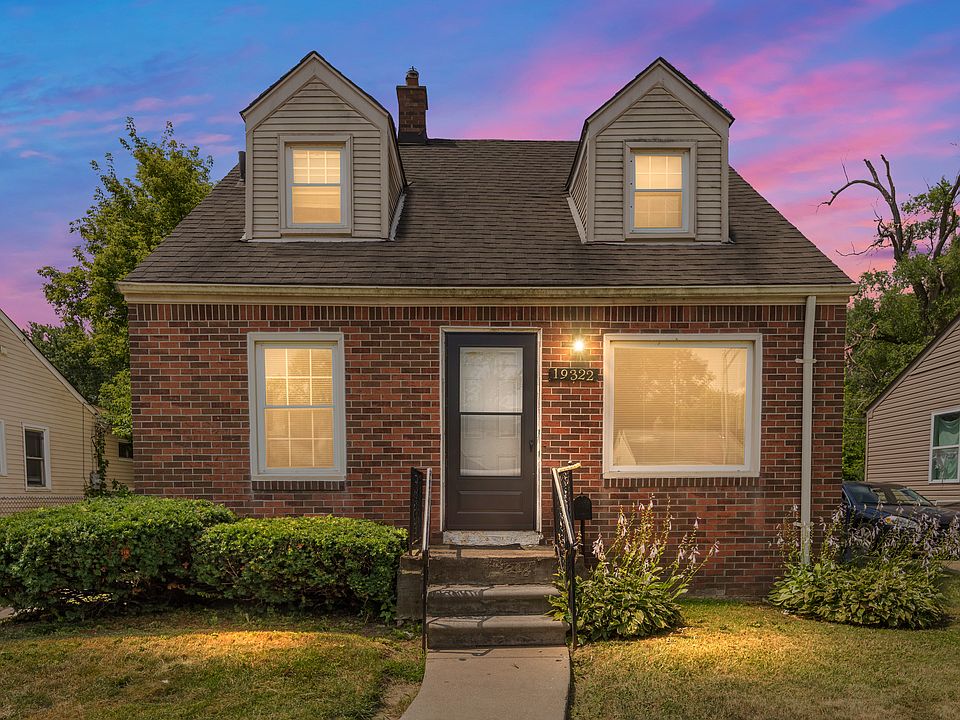 01-19322 Washtenaw St Harper Woods Twilight_07172025