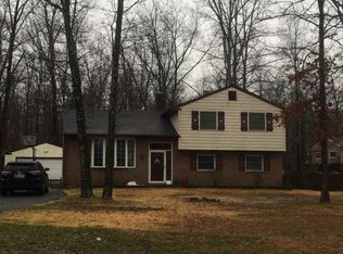 2821 S Shore Dr, Williamstown, NJ 08094