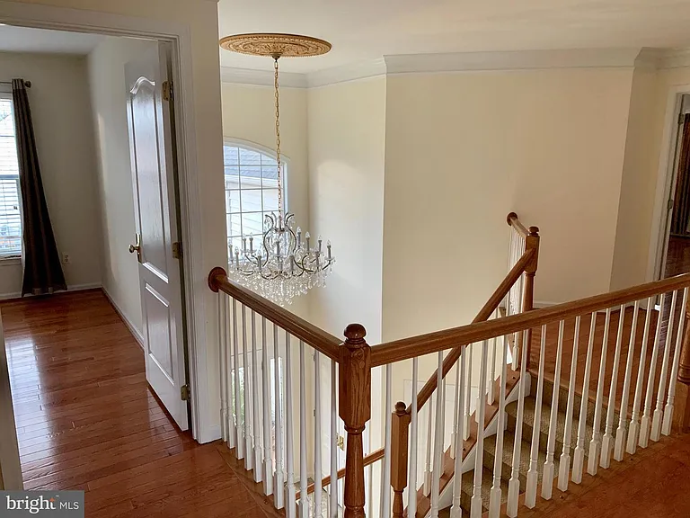 20242 Hidden Creek Ct — Photo 10