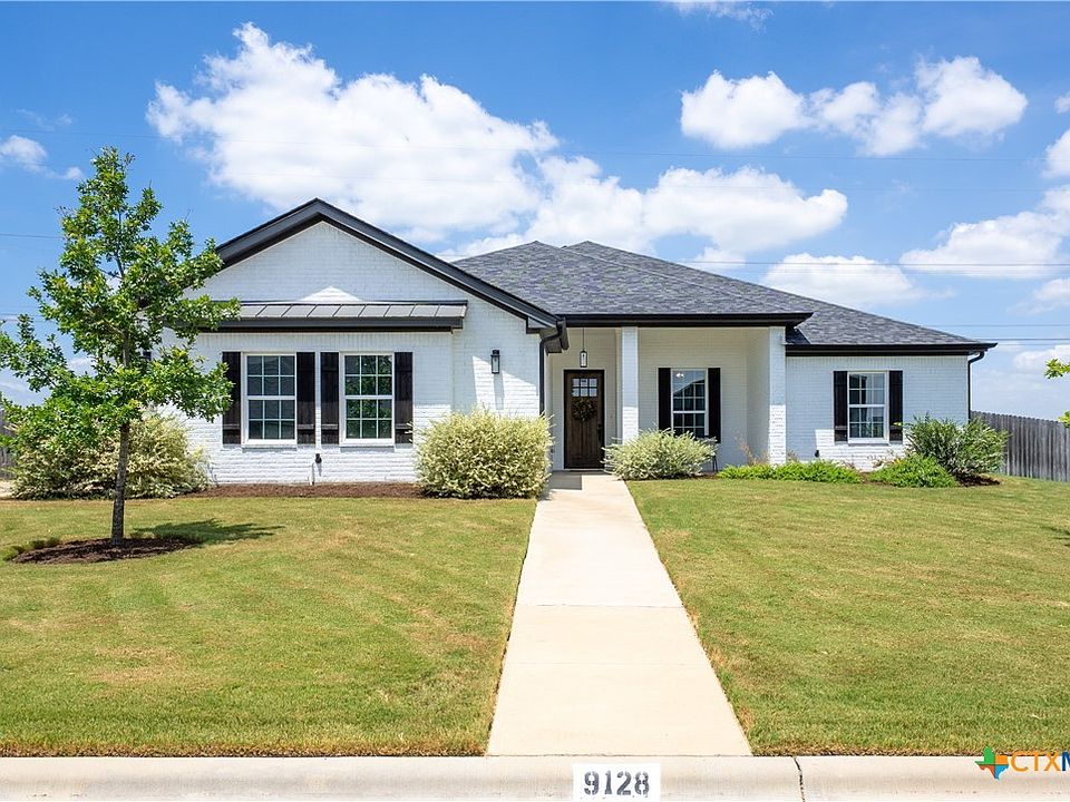 1st image of 9128 Green Tree Dr