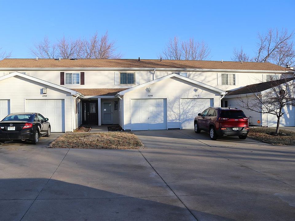 1st image of 2208 SW 19th St #2208