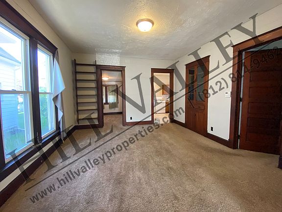 5th image of 229 S 17th St