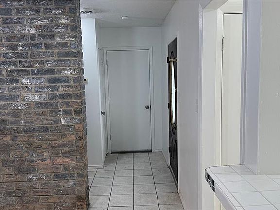 4th image of 2221 Whitewing Dr