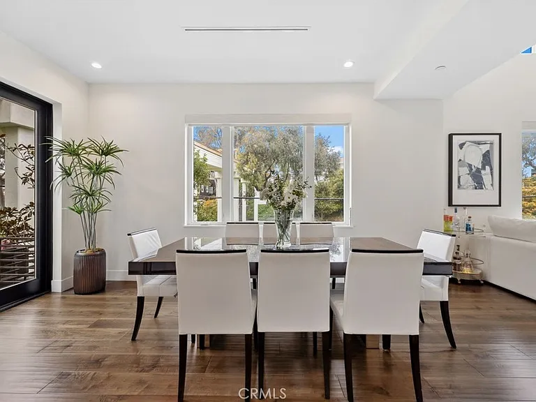 2801 Bayside Dr — Photo 13