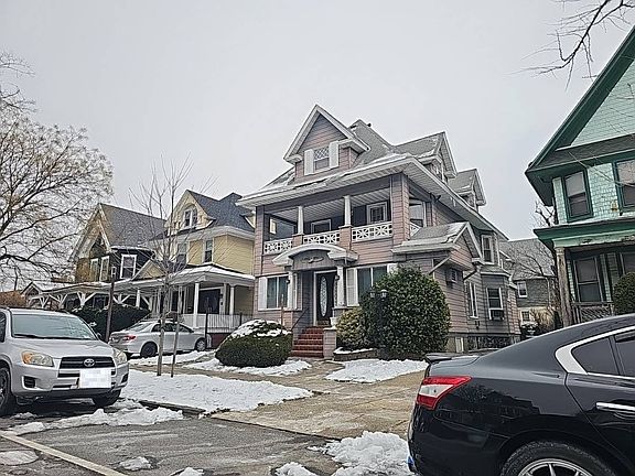 2nd image of 55 Rugby Rd